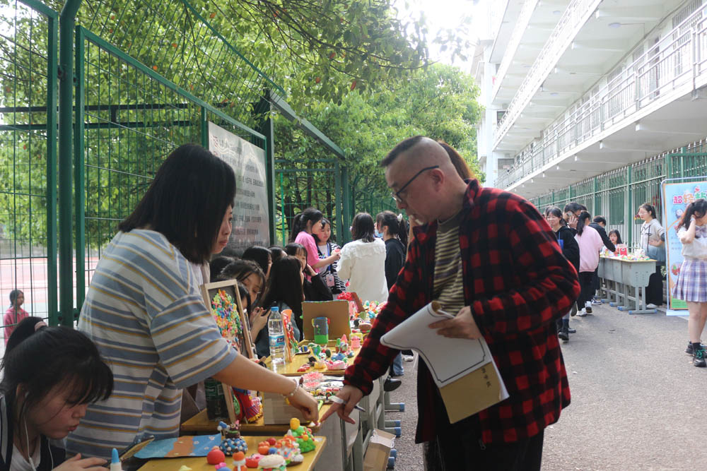 “黏土轻轻，手工相惜”——衡阳幼高专耒阳学院成功举办超轻黏土手工作品教学成果展